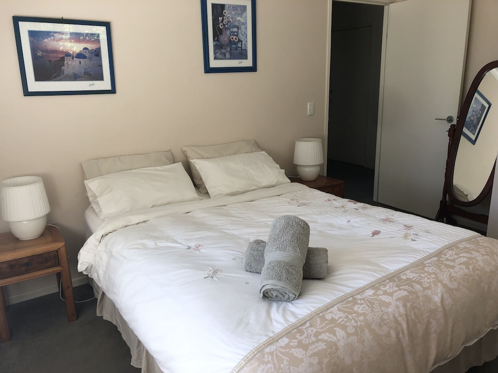 Standard Suite, Multiple Bedrooms, Non Smoking, Kitchen (Retreat Getaway) photo 2