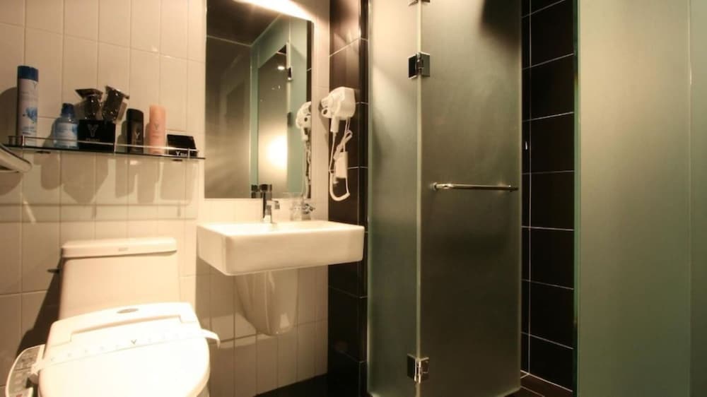 Double Room - Photo 6