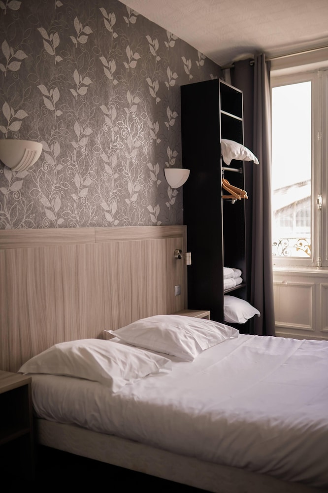 Classic Room, 1 Double Bed - Photo 9