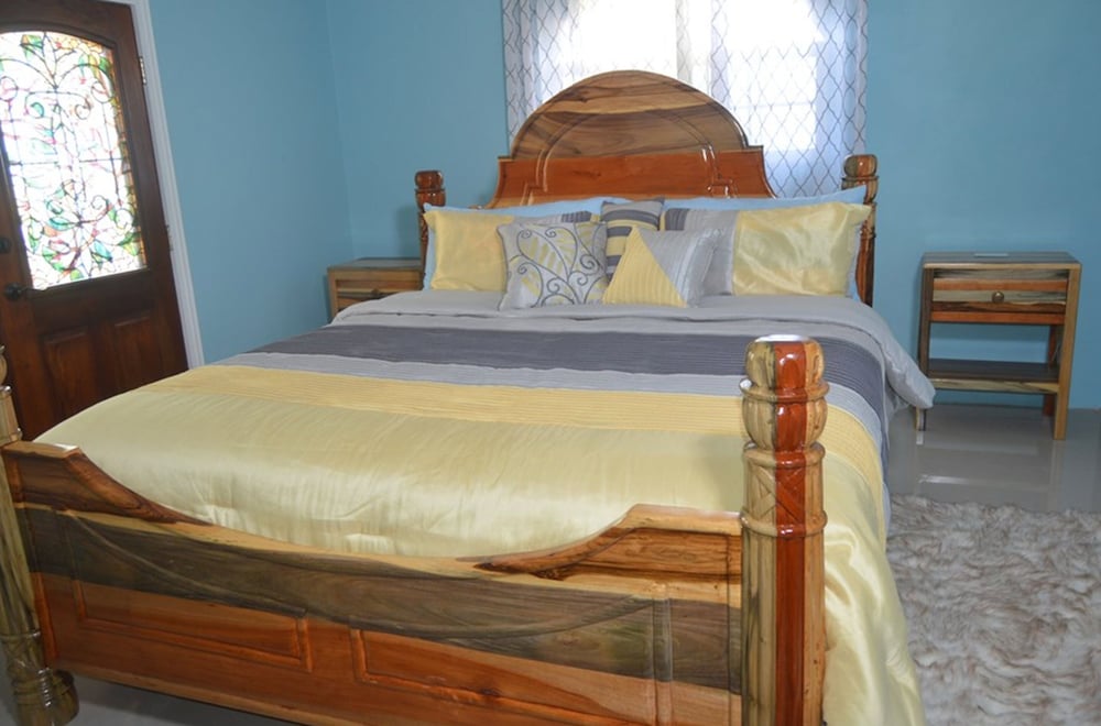 Luxury House photo 3