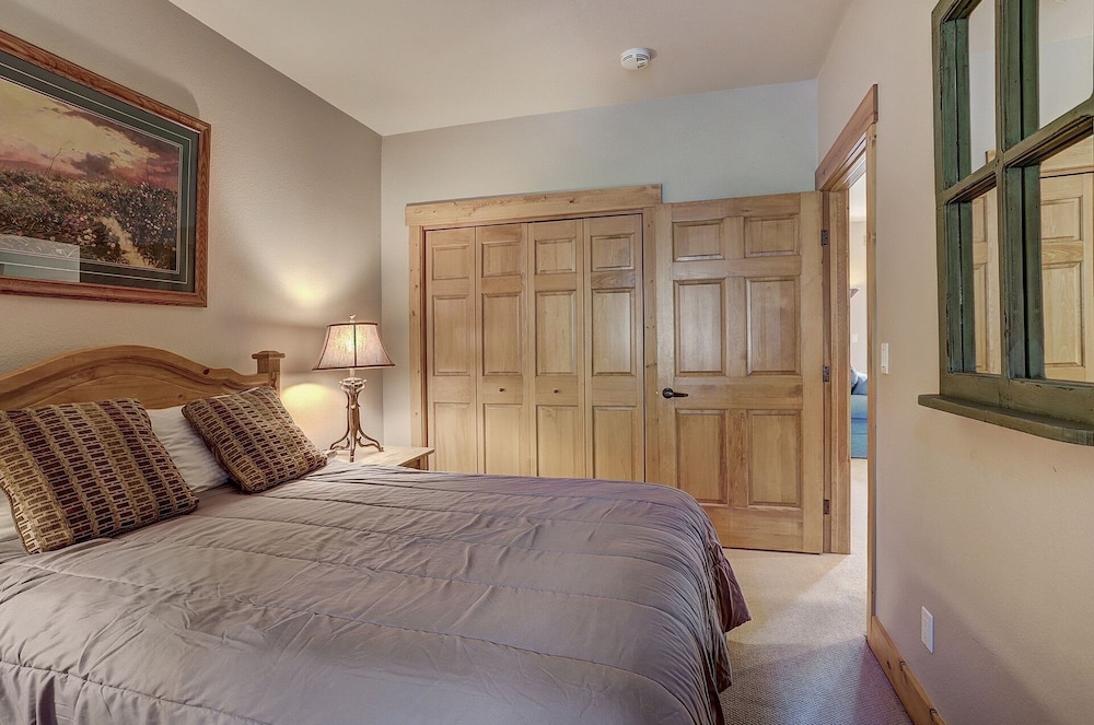 Condo, 1 Bedroom