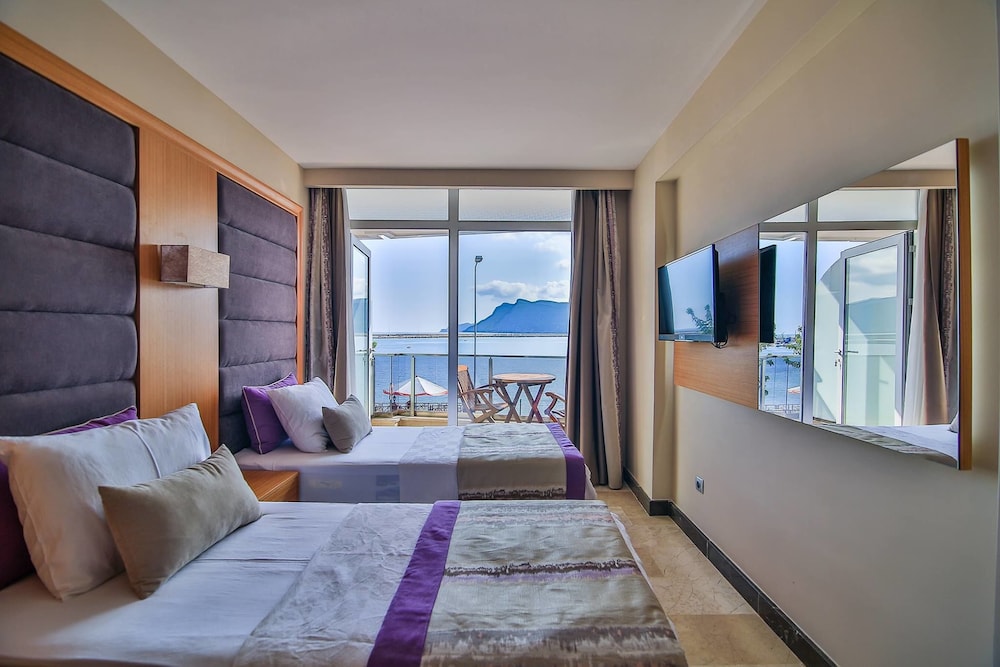 Standard Room, Sea View photo 2