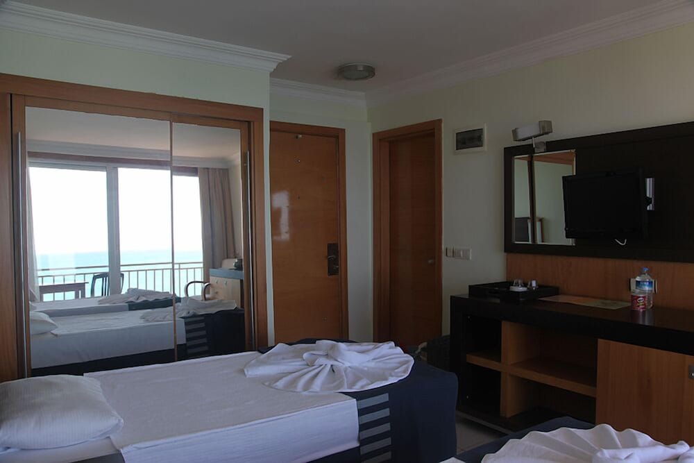 Standard Double or Twin Room, Sea View