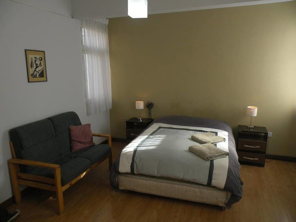 Standard Suite, 1 Queen Bed, Garden View photo 1