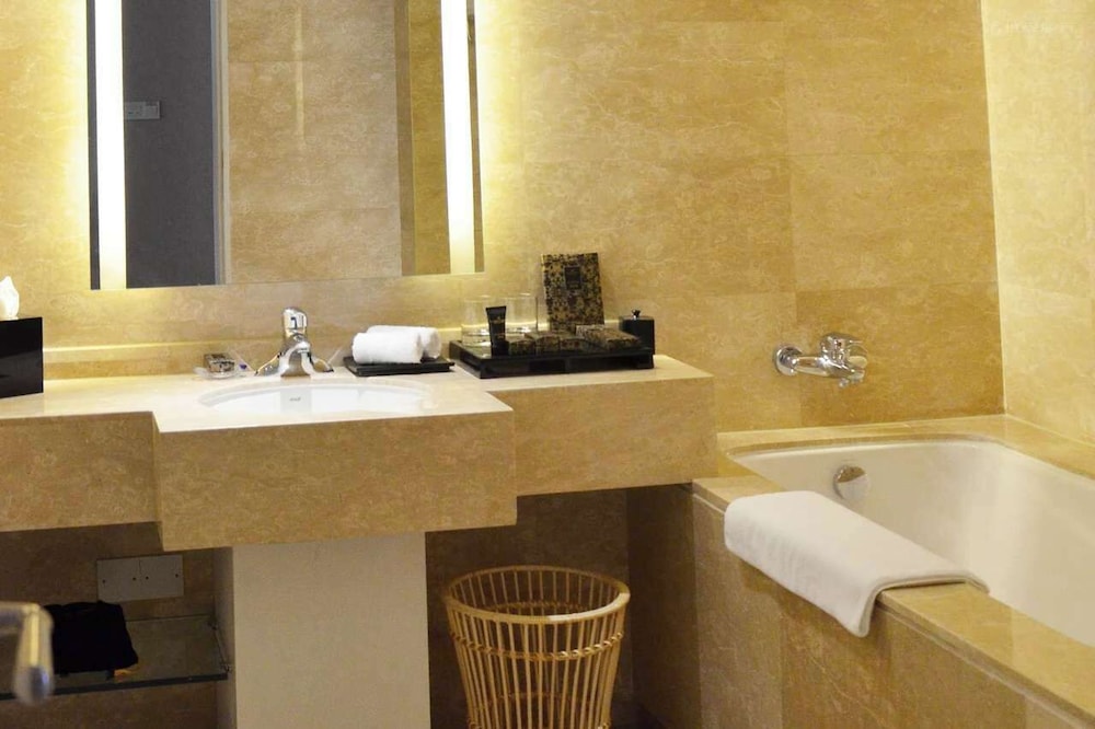 Suite (General) photo 3