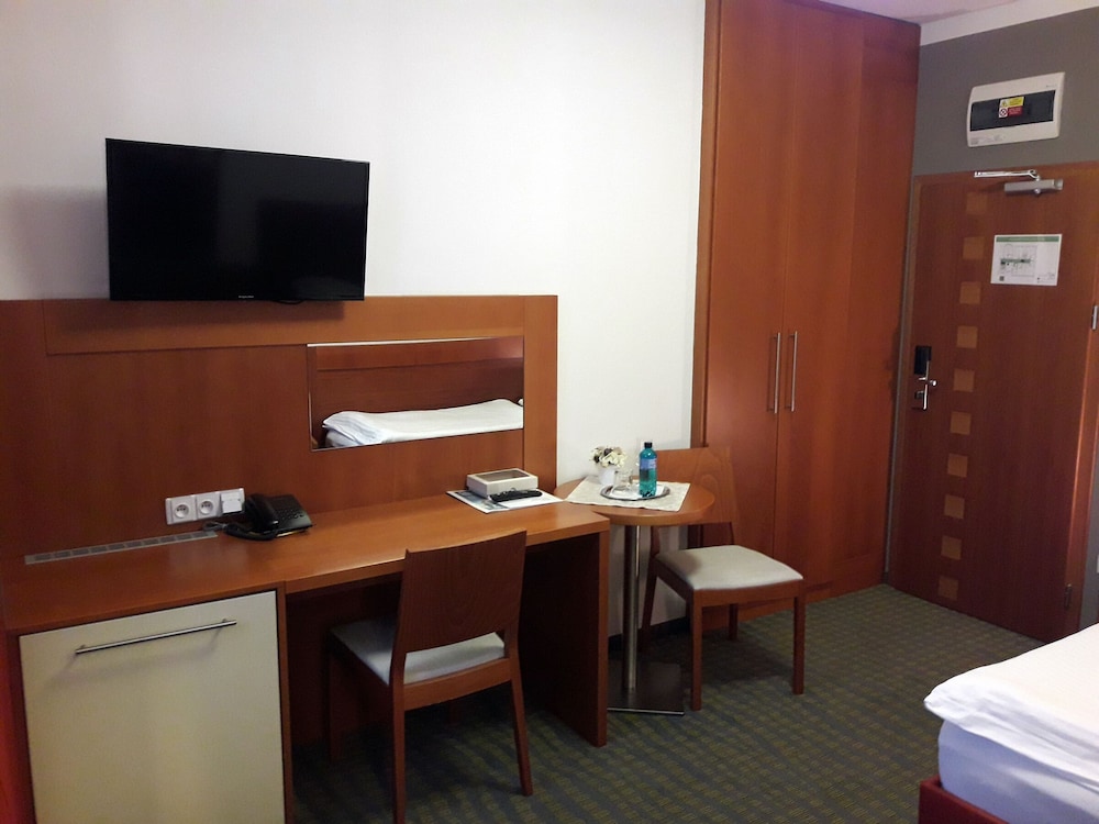 Single Room photo 1