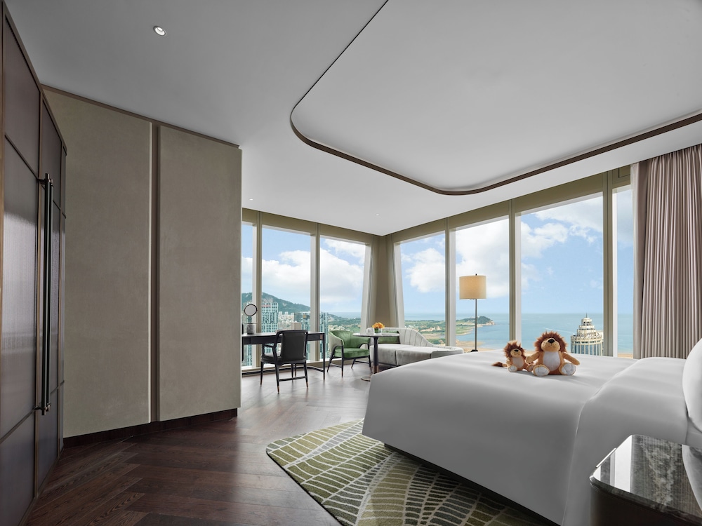 MGM Skyline Ocean View King