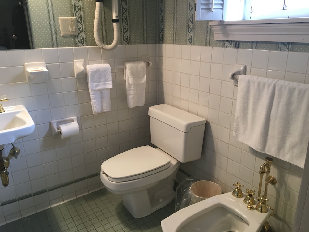 Van Buren Room photo 2