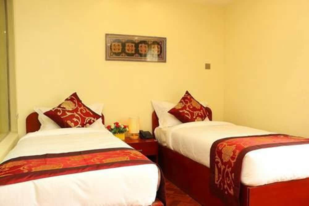 Standard Twin Room photo 1