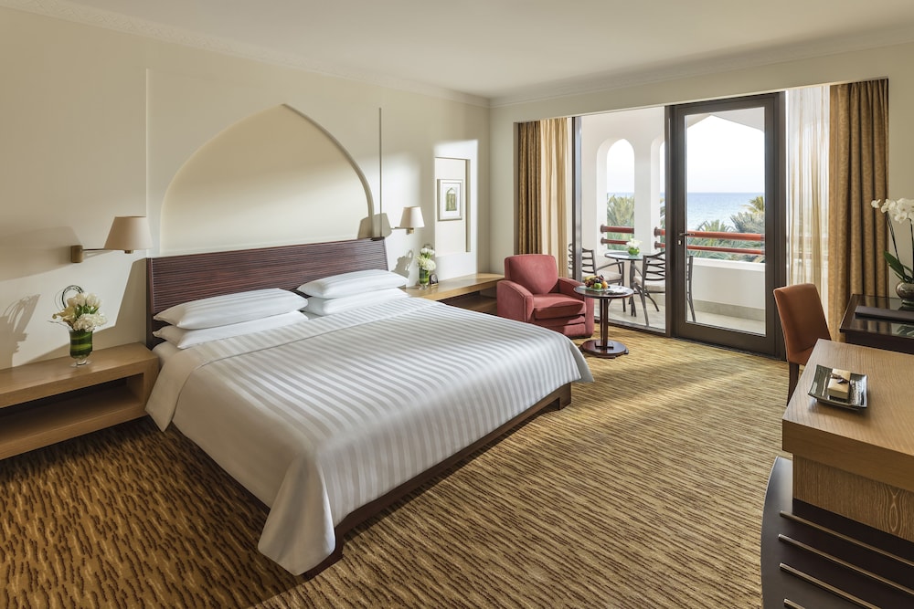 Al Bandar Deluxe, Room, 1 King Bed, Sea View - Photo 4