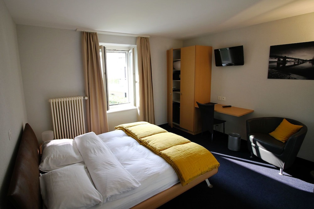 Superior Double Room, 1 Queen Bed photo 3