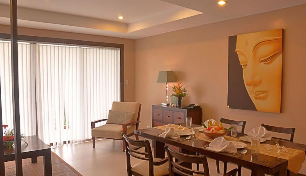 Suite, 3 Bedrooms photo 3
