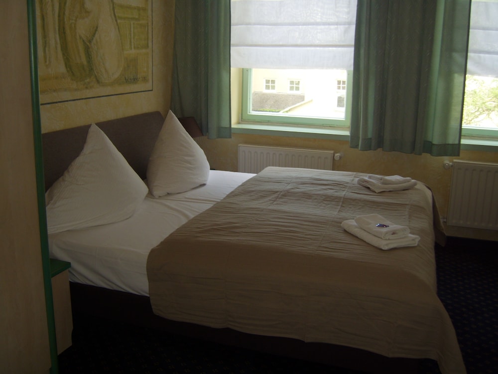 Standard Double Room photo 1
