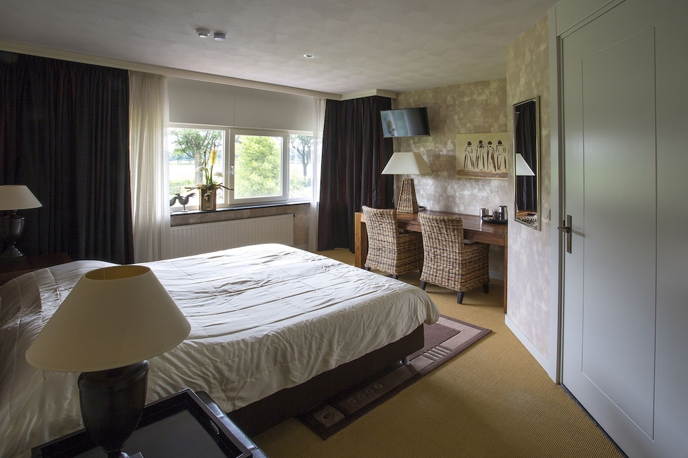 Deluxe Room photo 2