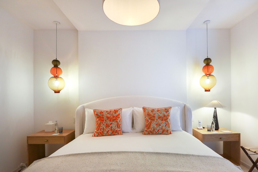 Basic Suite photo 2