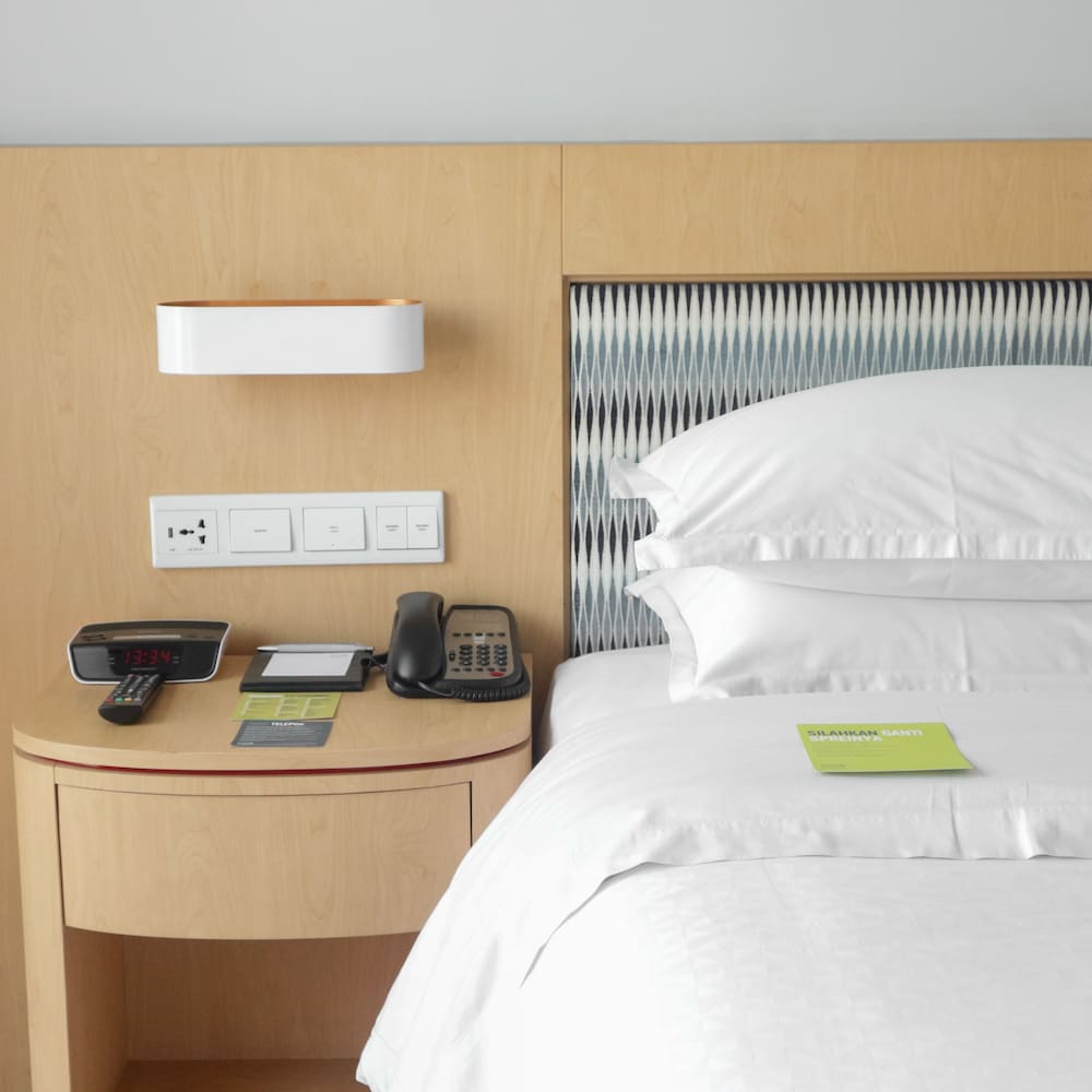 Room, 2 Double Beds photo 3