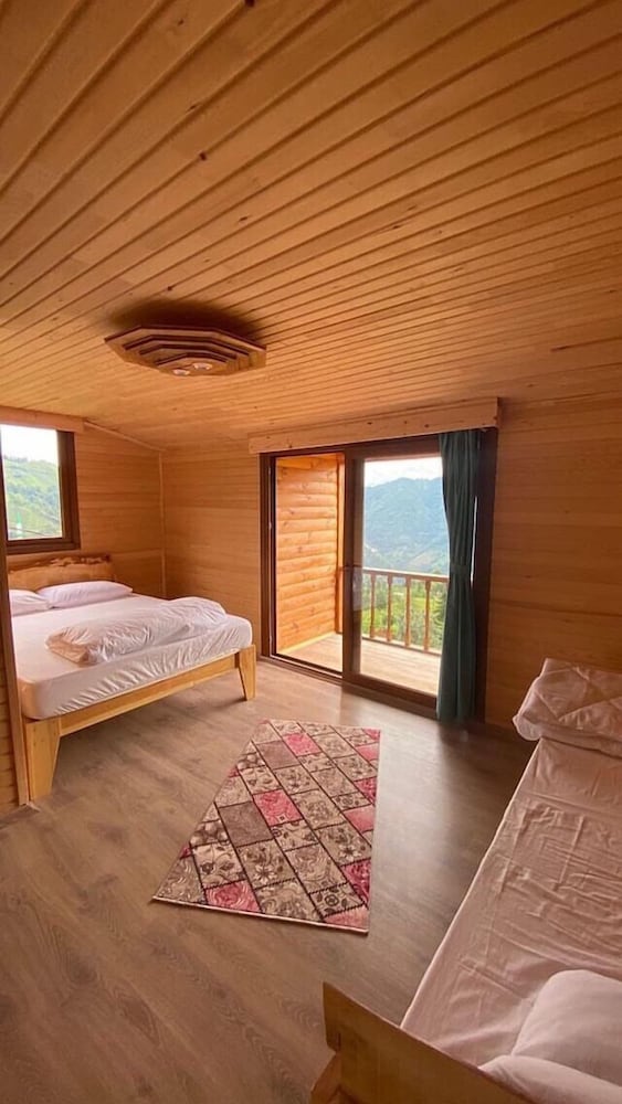 Basic Triple Room