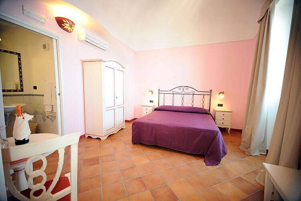 Quadruple Room, Sea View