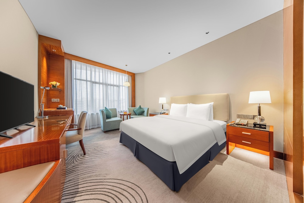 Tianfeng Superior King Room (Free Welcome Fruits)