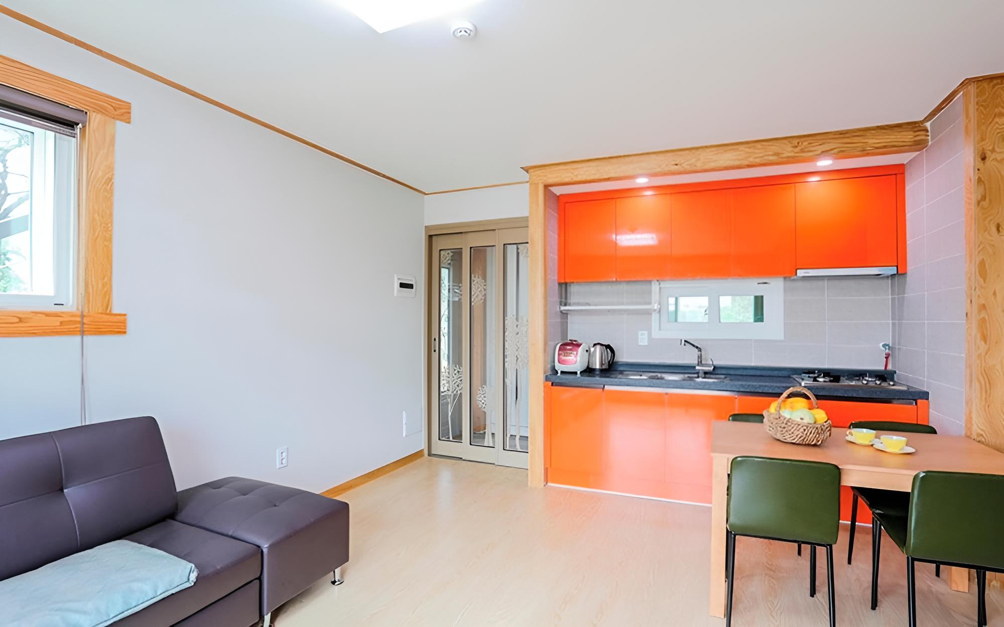 Room (Building A 101 (ondol room terrace)) photo 3