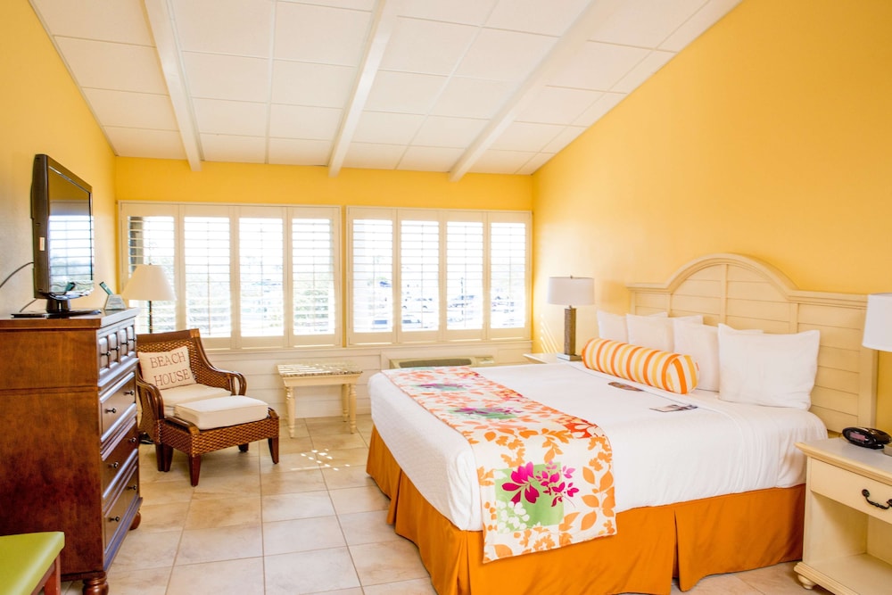 Suite, Multiple Beds, Non Smoking, Jetted Tub