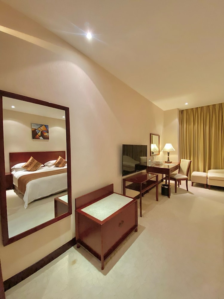 Deluxe Double Room - Photo 7
