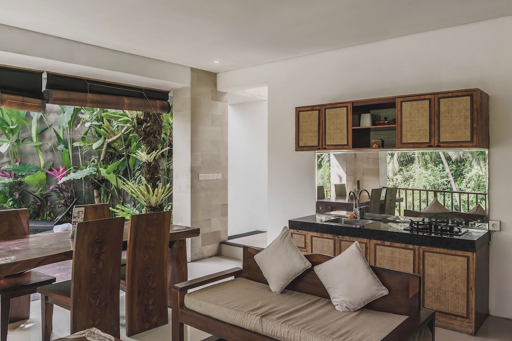 Grand Two Bedroom Private Pool Villa with Forest View photo 2