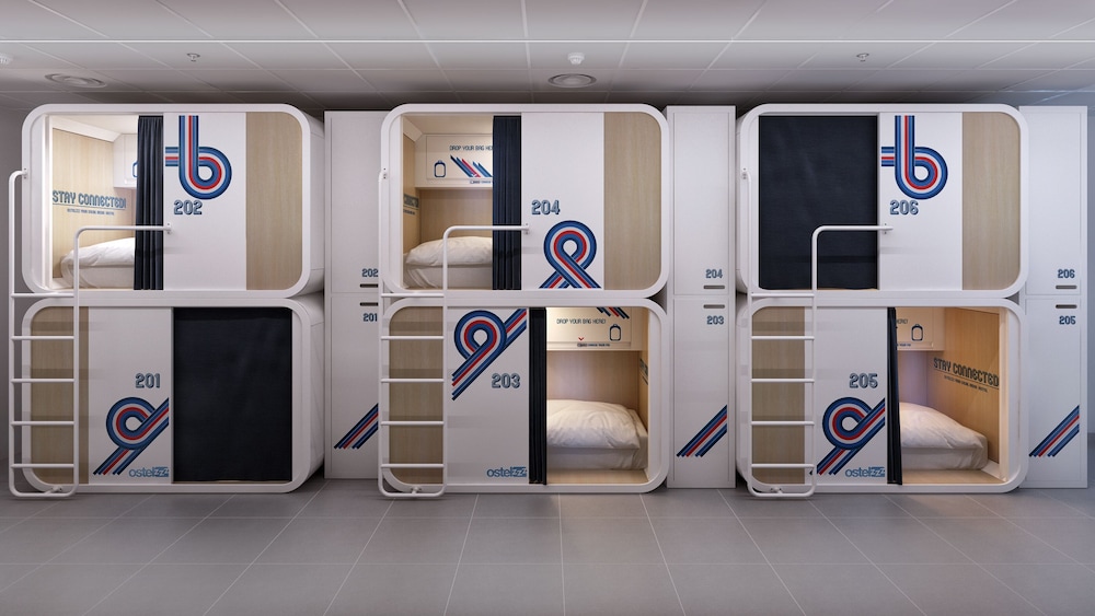 Shared Dormitory, Women only, Ensuite (Capsule Standard)