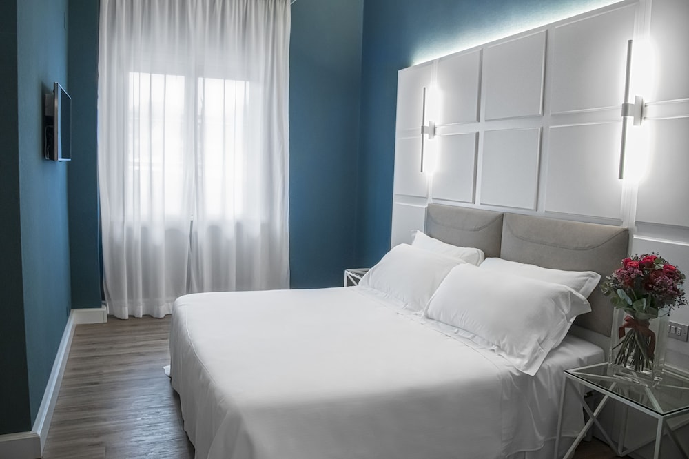 Double/Twin Room Essential - Photo 4