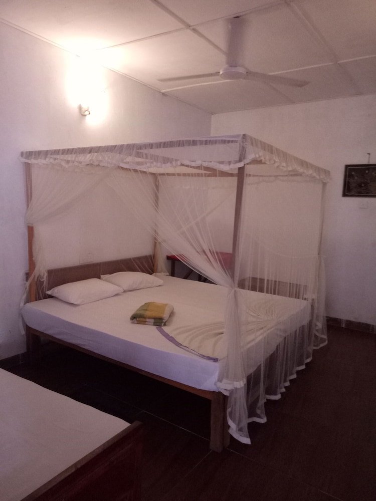 Classic Room, 2 Bedrooms, Smoking, Beach View