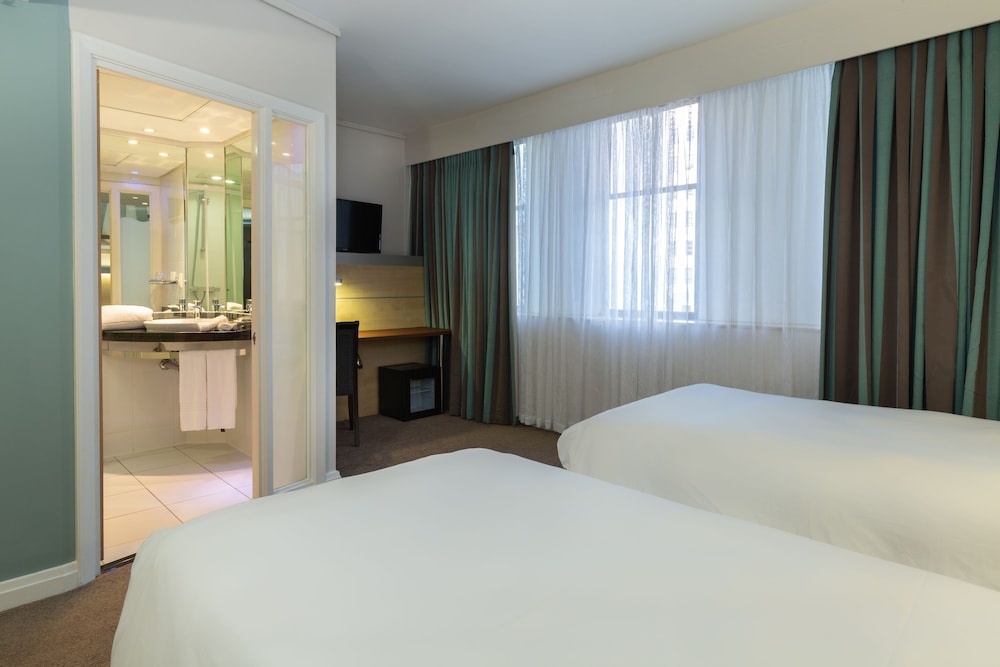 Standard Room, 2 Twin Beds, Non Smoking - Photo 5