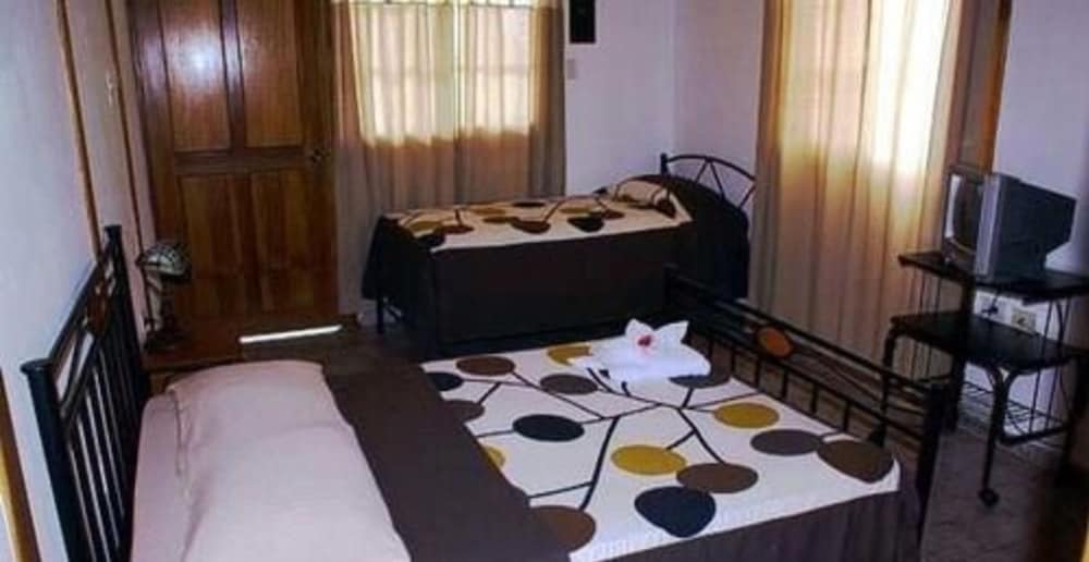 Family Quadruple Room photo 3