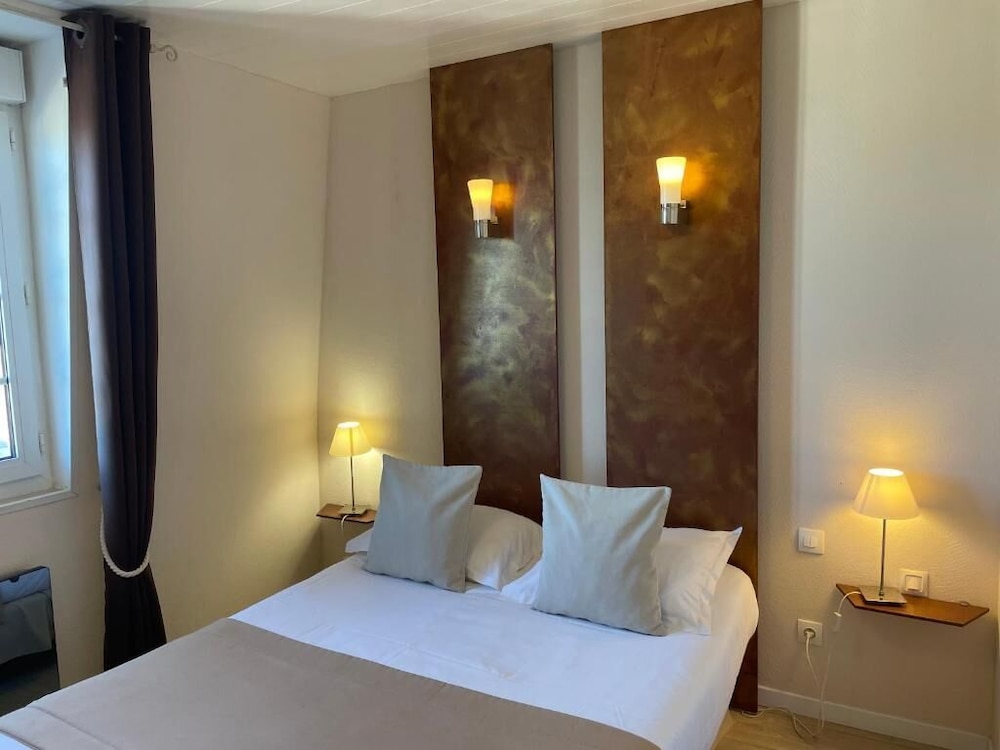 Quadruple Room, 2 Bedrooms, Sea View photo 3