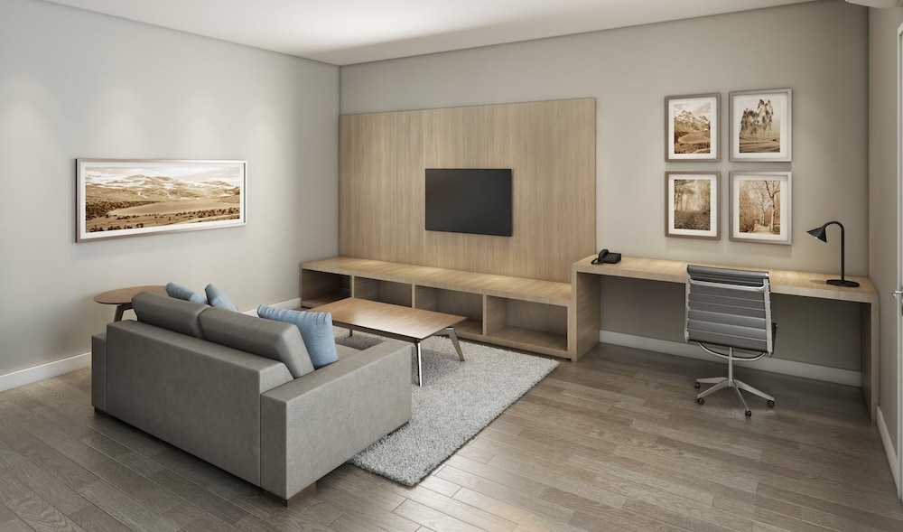 Deluxe Suite - Photo 1