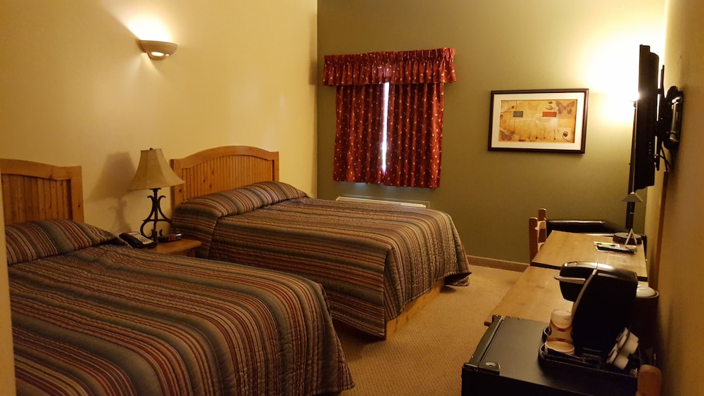 Standard Room, 2 Queen Beds photo 1