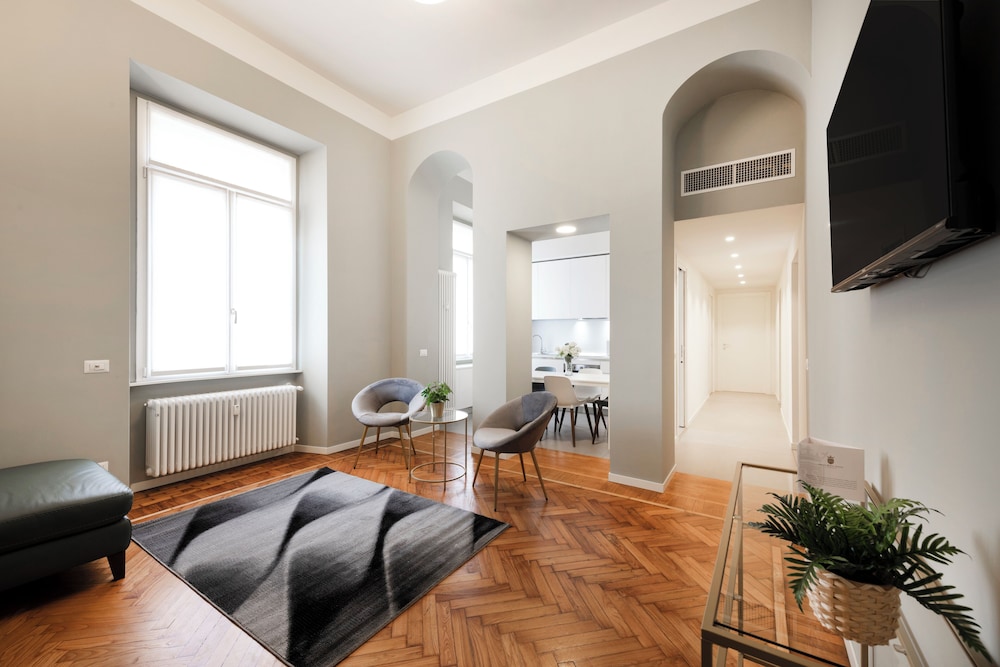 Suite Torchio ( Via del Torchio 4 )