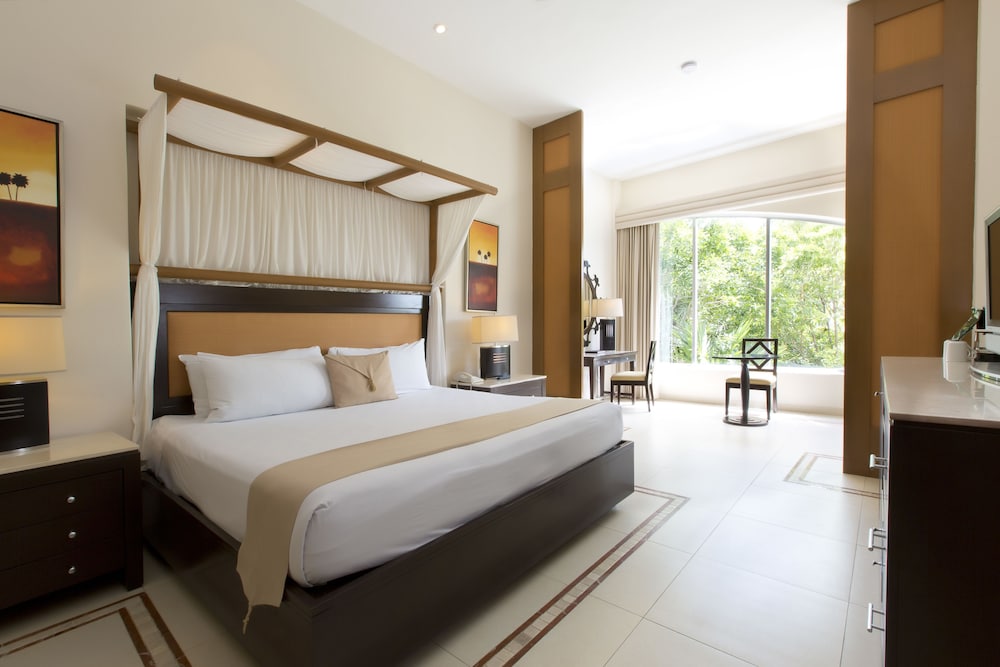Jacuzzi Suite, Garden View Kore