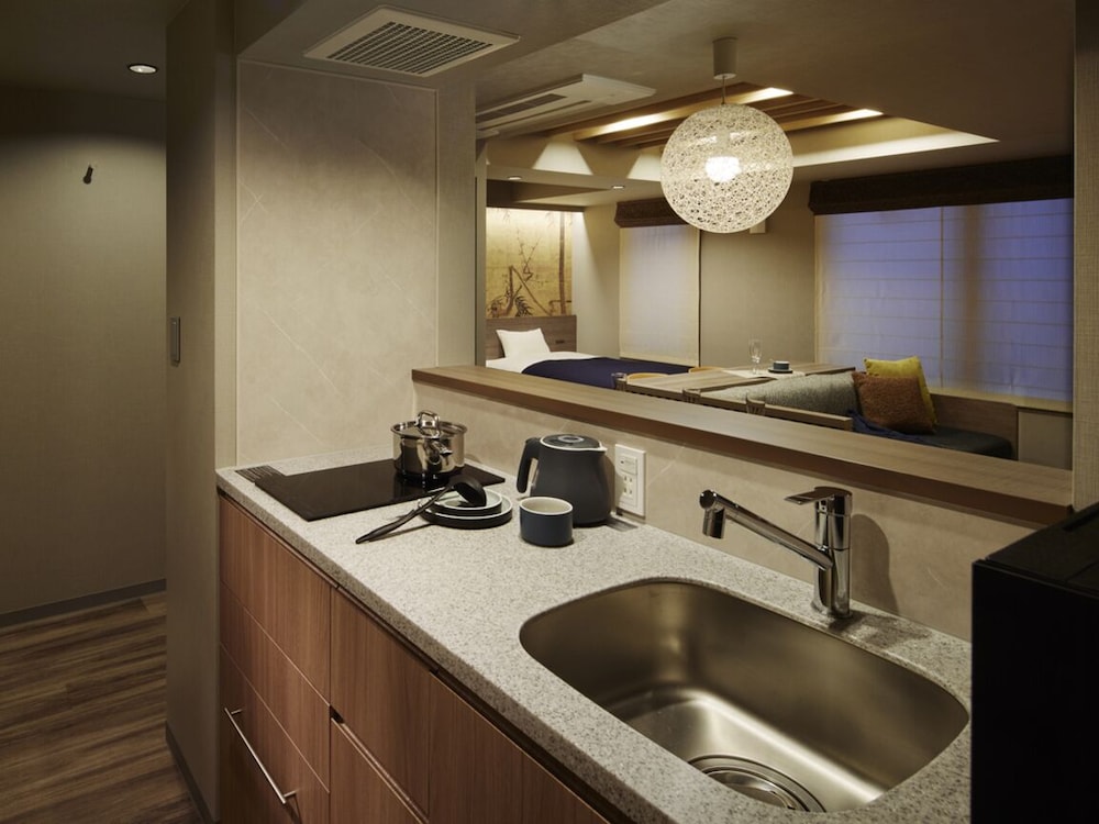 Superior 1BR with 3beds (with Terrace) Non Smoking - Photo 3