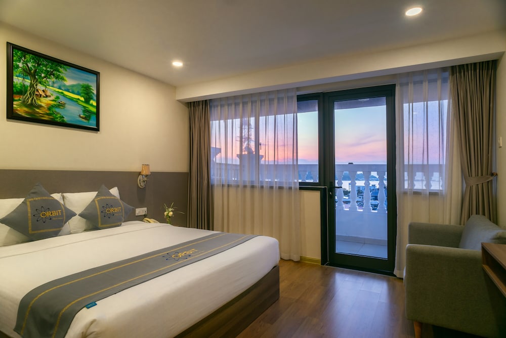 Premier Double/Twin with Sea View photo 3