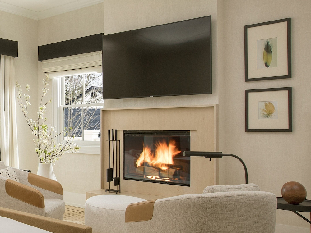 Suite, Accessible - Photo 1