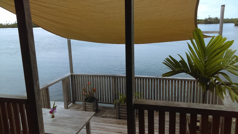 Bungalow, Shared Bathroom, Overwater photo 2