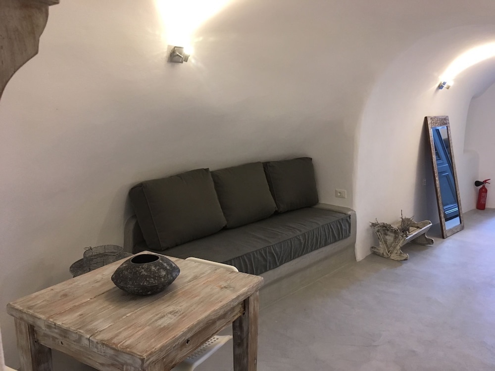 Suite (Volcano View) - Photo 12