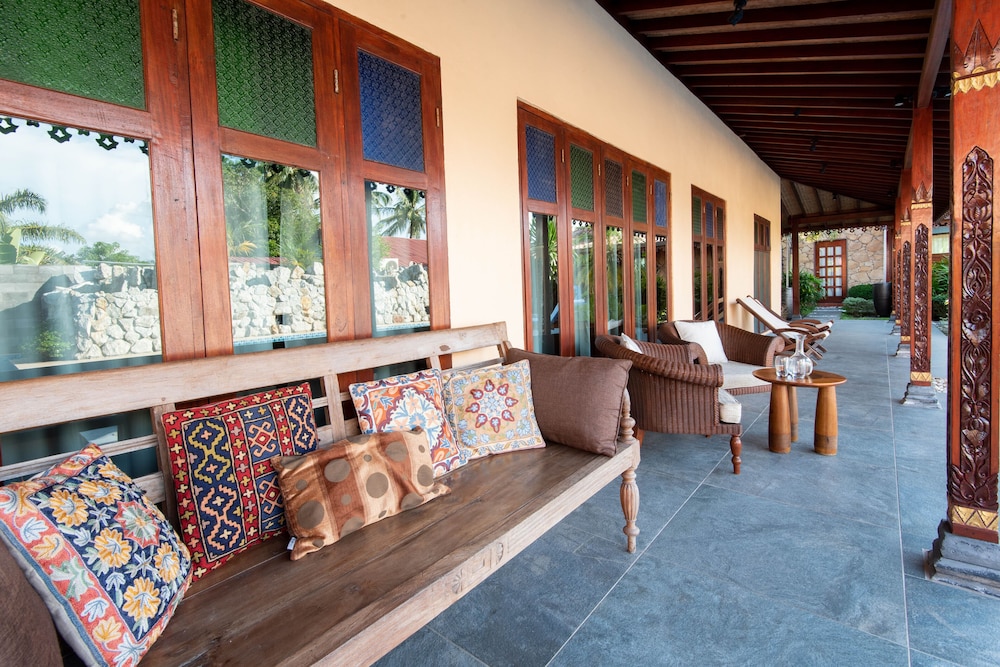Royal Orchid Villa - Photo 8