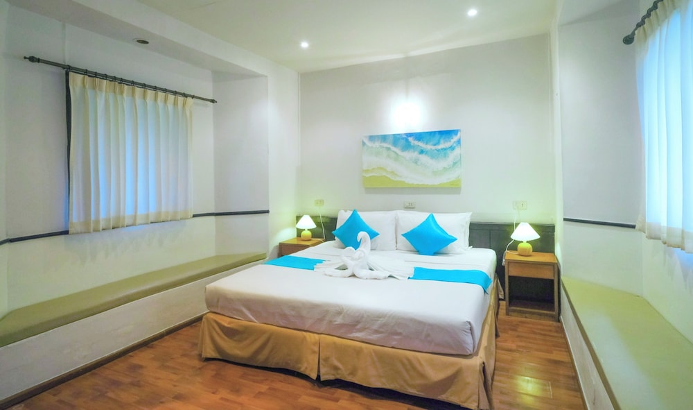Deluxe Bungalow - Photo 1