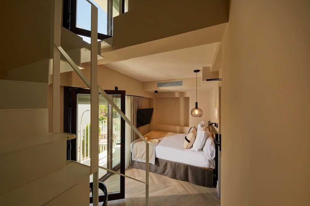 Duplex, Balcony