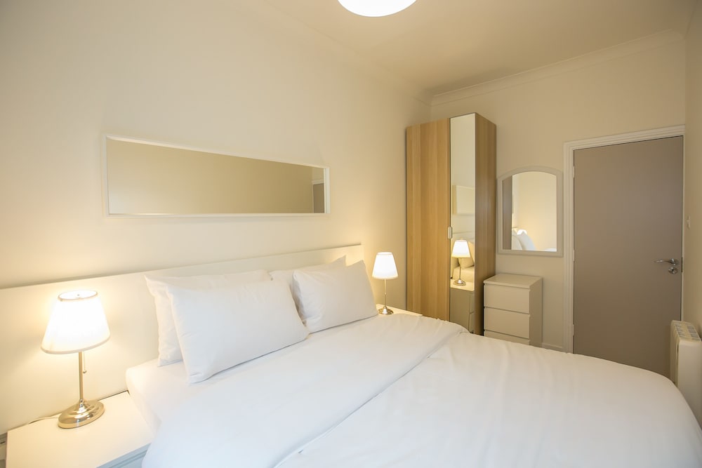 Luxury Apartment, 2 Bedrooms, Non Smoking, City View photo 2