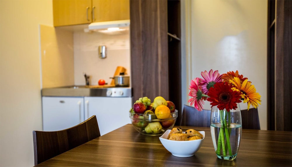 Three Bedded Apartment - Photo 3