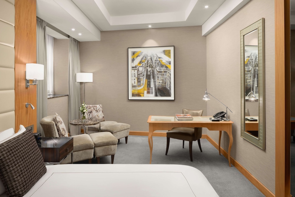 King Executive Accessible With Lounge Access thumbnail 6