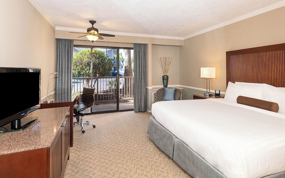 Executive Room, 1 King Bed photo 1