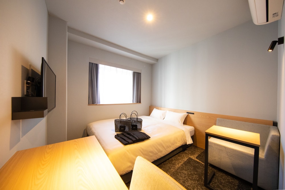 Standard Double Room, 1 Queen Bed, Non Smoking - Photo 1